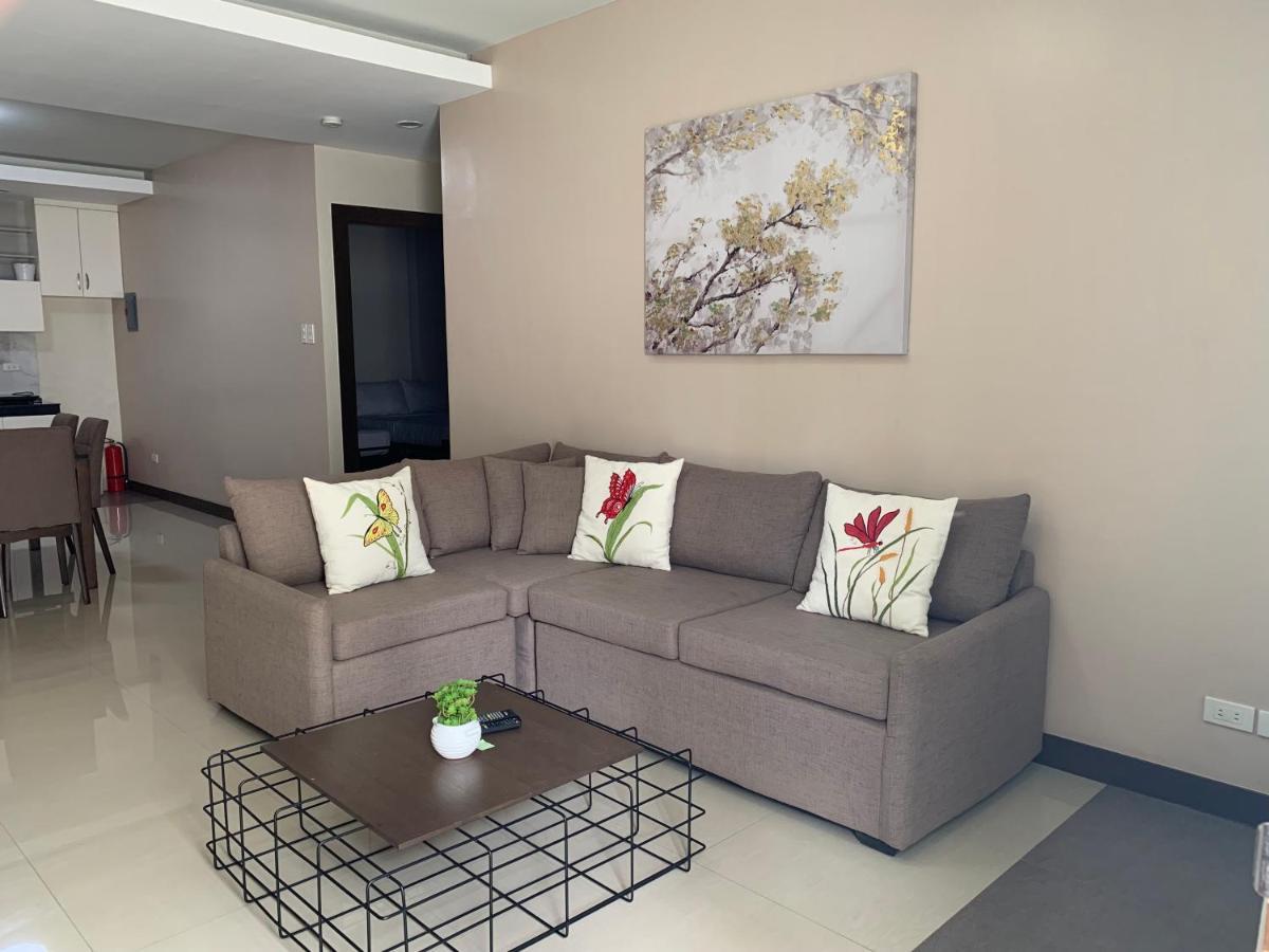 Sajo Plaza & Residences Iloilo City Dış mekan fotoğraf